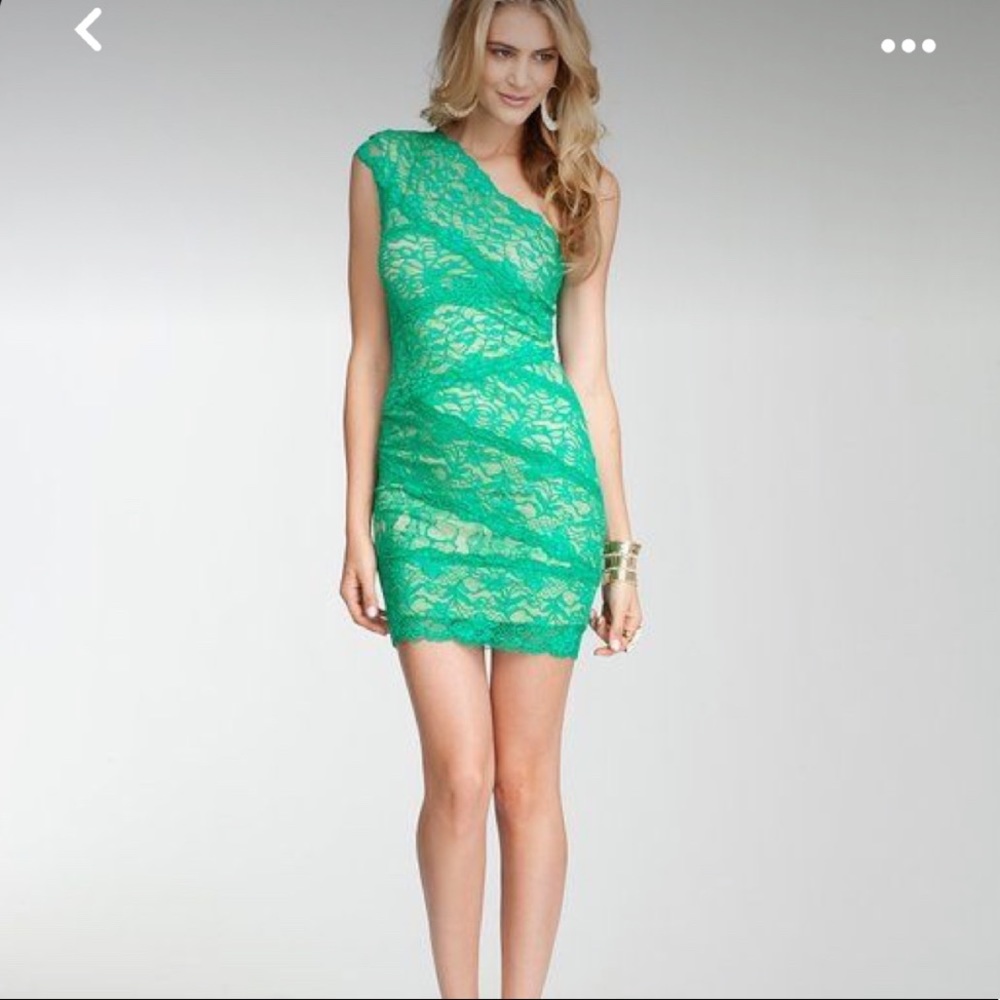 Bebe one shoulder lace dress in kelly green